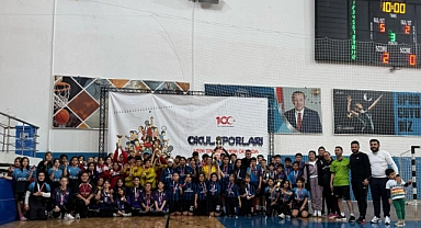 Okul Sporları Küçükler Hentbol İl Birinciliği Sona Erdi