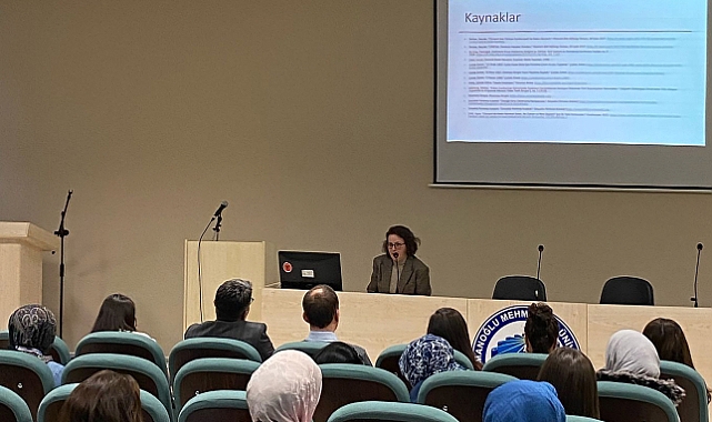 “Osmanlı’dan Günümüze Kadın Hareketi” Konulu Konferans Gerçekleştirildi