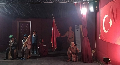 Sarıveliler'de İstiklal Marşı'nı Güzel Okuma Final Yarışması Düzenlendi