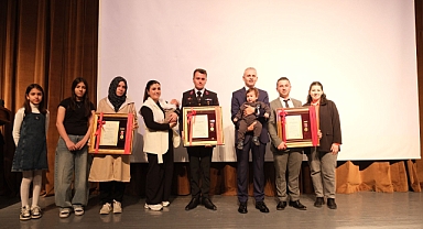 Şehit ve Gazilere Devlet Övünç Madalyası ve Beratları verildi