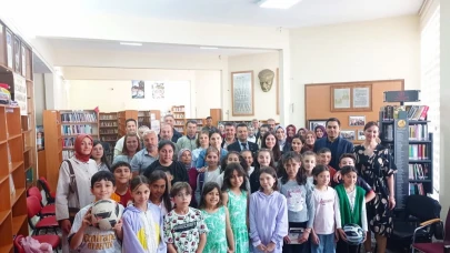 Öğrenciler Aileleriyle Kitap Okudu