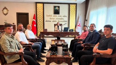 Kaymakam Çakır, genç mucitleri kabul etti