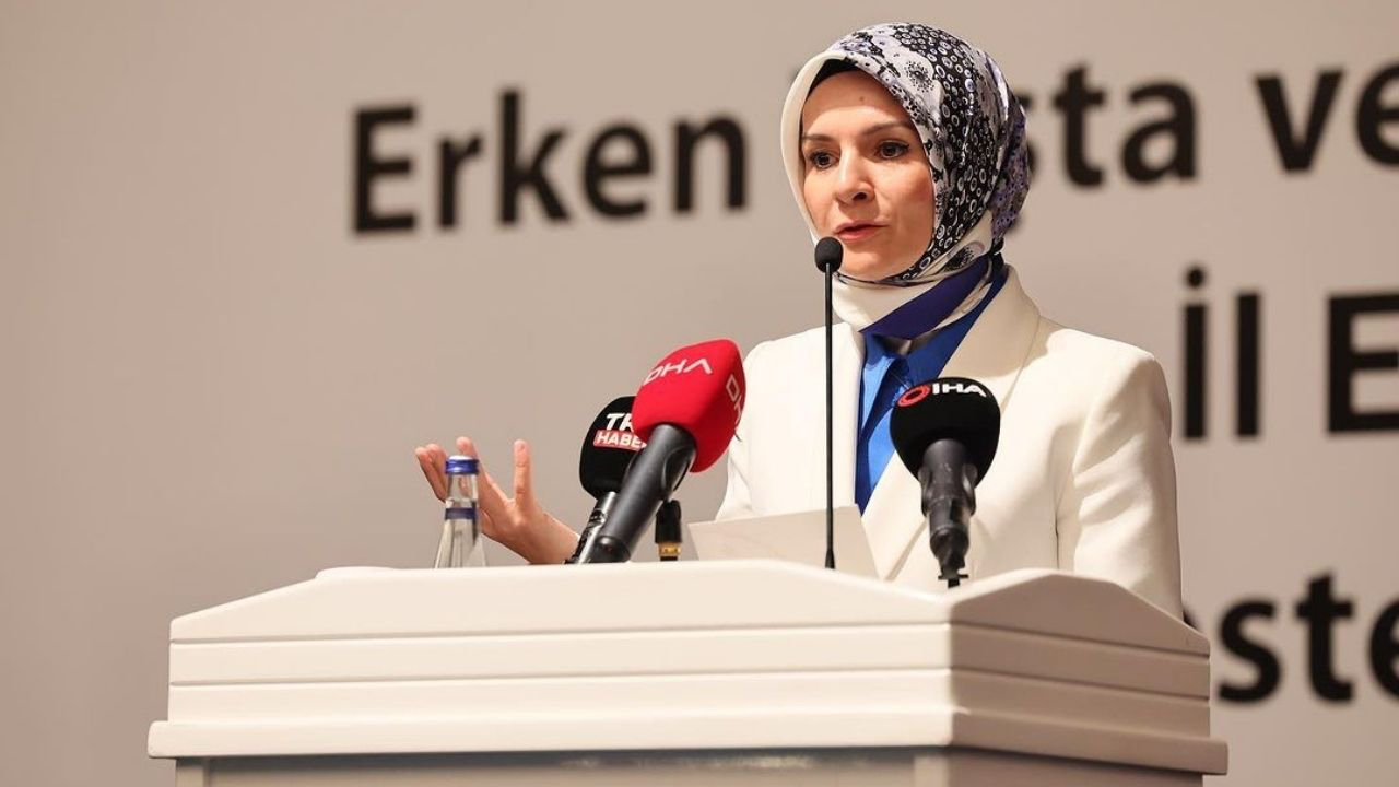 Aile Bakanı açıkladı: Toplu 5 bin TL yardım başladı!