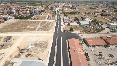 Abdullah Sabri Ülgen Caddesi Asfaltlanıyor
