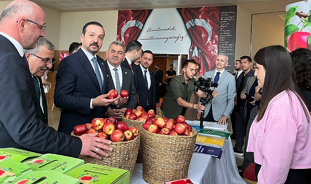 Akçaşehir Elmasına Zorlu'dan Tam Not