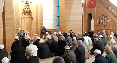 Engelliler Haftasında Anlamlı Buluşma: Sabah Namazında Dualar Edildi