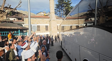 Ermenek'te hacı adayları uğurlandı