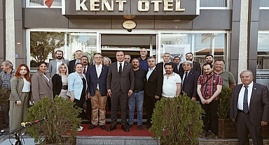 Genel Başkanlarından ADD ve Eğitim-İş Sendikası'na Destek