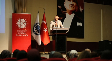 Karaman’da, İletişim Başkanlığının Çalışmaları ve Tecrübe Paylaşımı Söyleşisi Düzenlendi