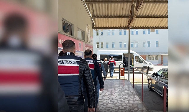 Karaman Dâhil, 27 İl'de FETÖ Operasyonu, 101 Gözaltı