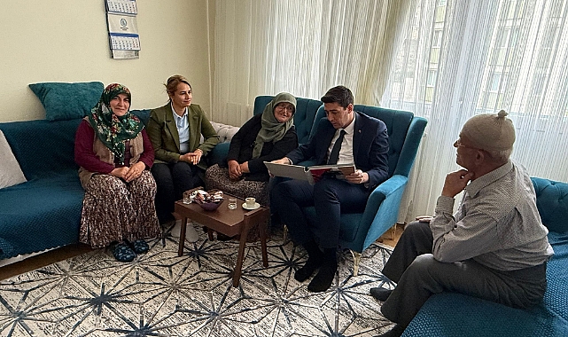 Kaymakam Erdoğan Şehit Annesi ve Emekli Öğretmenleri evlerinde ziyaret etti