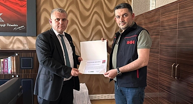 Kermesten elde ettikleri geliri Gazze'ye bağışladılar