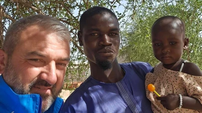 Din Görevlisi Yeşil, kurban hizmetleri için Afrika’ya göreve gitti