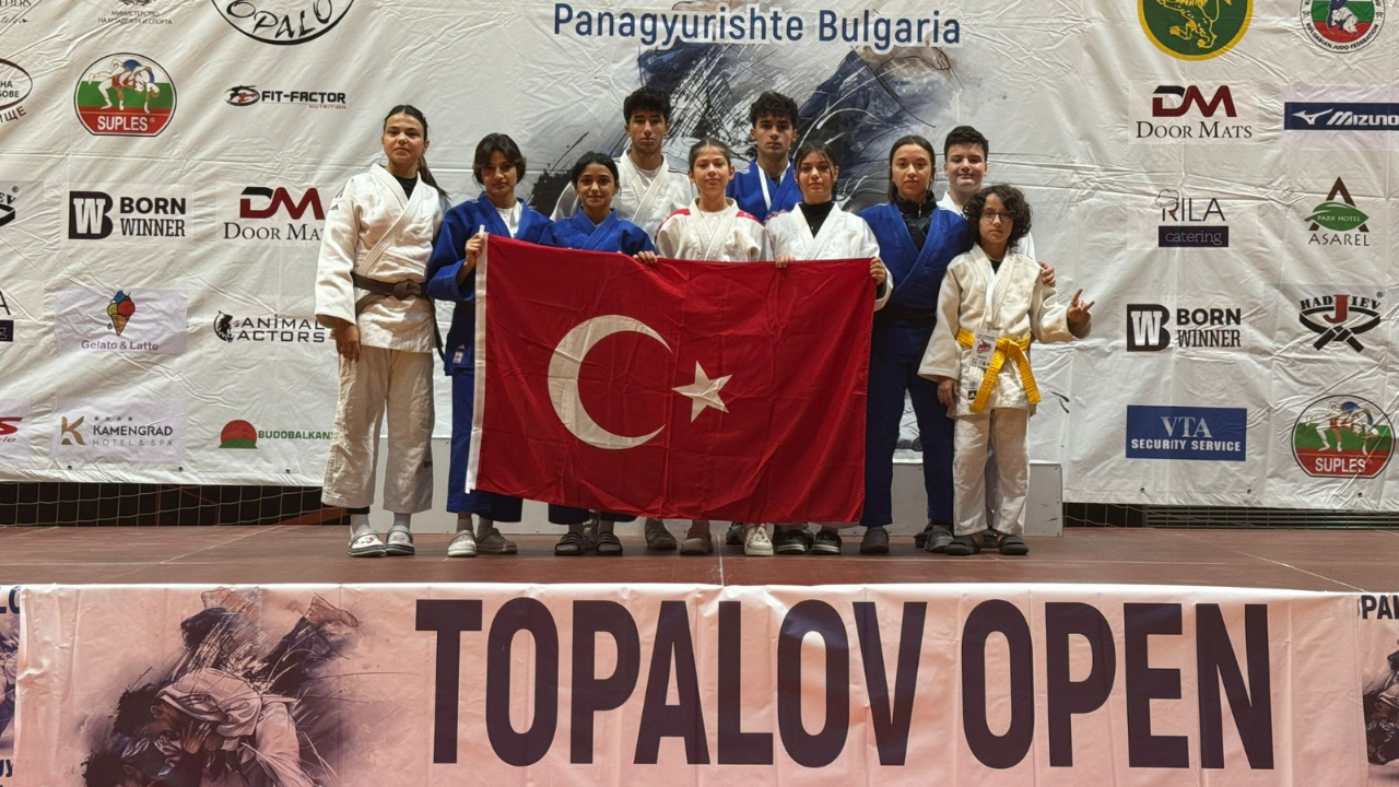 Bulgaristan’dan Karaman’a Madalyalarla Döndüler