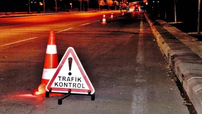 Afyon'da Kaza Yapan Karamanlı Karı-Koca Hayatını Kaybetti