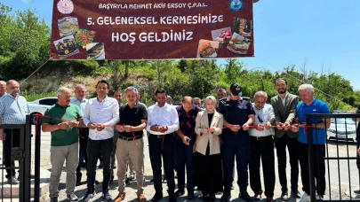 Geleneksel Yıl Sonu Kermesi Renkli Görüntülere Sahne Oldu