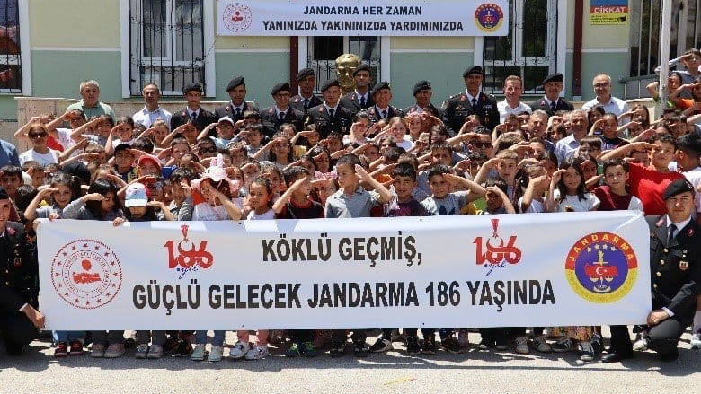 Kanun Ordusu Jandarma 186 yaşında