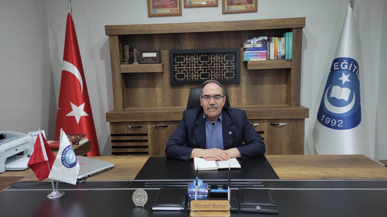 Türk Eğitim-Sen; “LGS Velilerinin Feryatlarına Sessiz Kalmayın…”