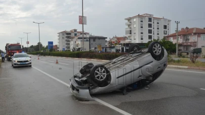 Karaman'da otomobil takla attı: 2'si çocuk 4 yaralı