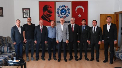 Vali Çiçekli, sendikaları ziyaret etti