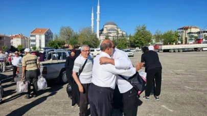 Karamanlı Hacılar Yurda Döndü