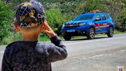 Jandarma’dan Karaman’a Küçük Bir Selam Büyük Bir Mutluluk
