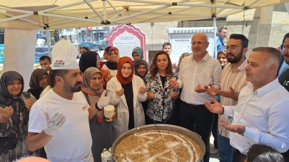 AK Parti'den Aşure İkramı