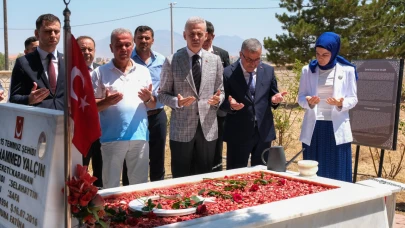 15 Temmuz Şehidi Muhammed Yalçın'ın Ailesi ve Kabri Ziyaret Edildi