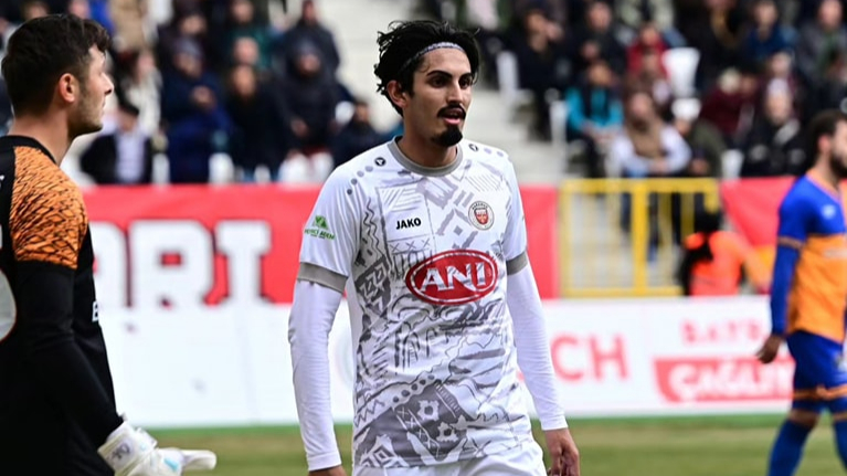 Karaman FK’nın eski yıldızı 1. Lig ekibiyle anlaştı