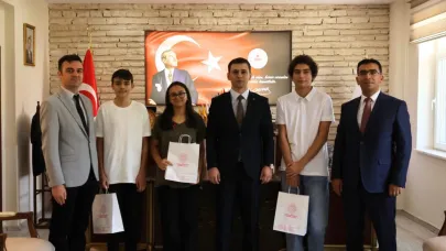 LGS'de ilk 3'e giren öğrencilere ödül