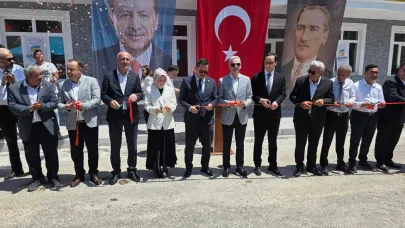 Göktepe’de Petrol İstasyonunun temeli atıldı. Yaşlı Yaşam Bakım Merkezinin açılışı yapıldı