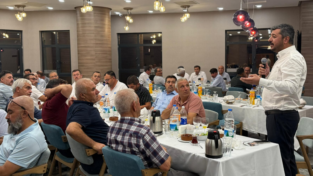 Yunus Çelik Karapınar'da Konuştu.  "Çiftçimizin Sesi Olanlarla Bu Düzeni Değiştirmeye Geliyoruz!"