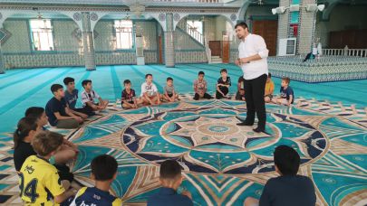 Yaz Kur’an Kursu Öğrencilerine Bağımlılık Bilinçlendirme Semineri