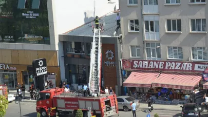 Restoran bacasındaki yangın korkuttu