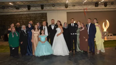 Aslan Ailesinin Mutlu Günü
