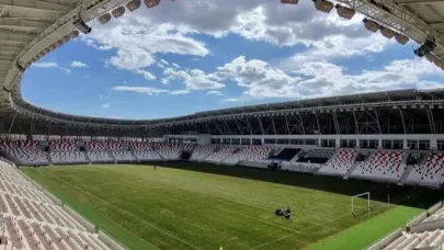 Karaman FK Sahaya İniyor