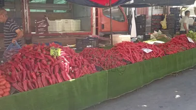 Salçalık Biber ve Domates Tezgahlarda Yerini Aldı
