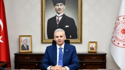 Vali Çiçekli: “30 Ağustos Dünya tarihinin gördüğü en büyük kahramanlık destanlarından birisidir”