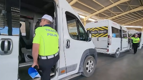 Karaman'da Öğrenci Servisi Denetimi Yapıldı