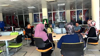 İlahiyat Fakültesi Son Sınıf Öğrencilerine Ulusal Staj Kapsamında Bilgilendirme
