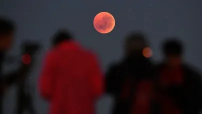 Günler sonra gökyüzü kızıl renge bürünecek!