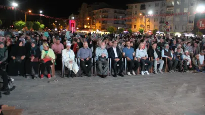 Aktekke Meydanında Kandil Programına Yoğun İlgi