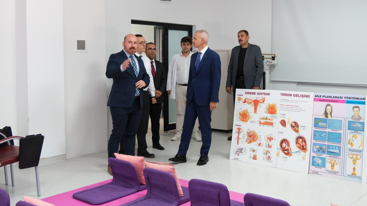 Vali Çiçekli, Sağlıklı Hayat Merkezi’ni Ziyaret Etti