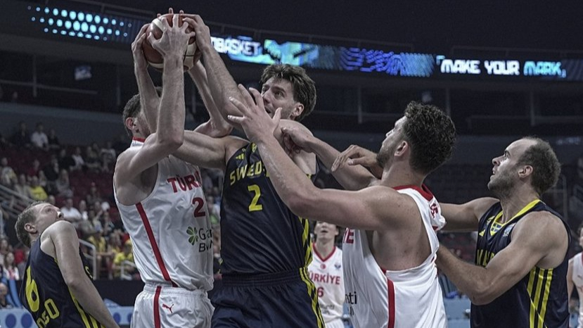 12 Dev Adam Çeyrek Finalde!