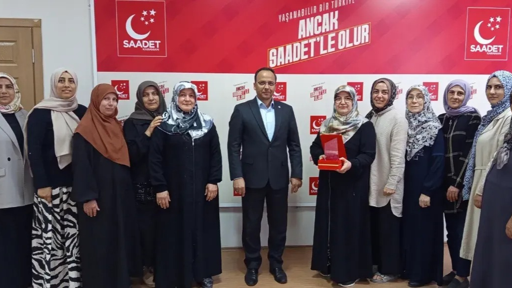 Saadet Partisi Karaman Kadın Kollarında Görev Değişimi