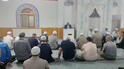 Ailece Sabah Namazı Buluşmasında “Mahremiyet” Vurgusu