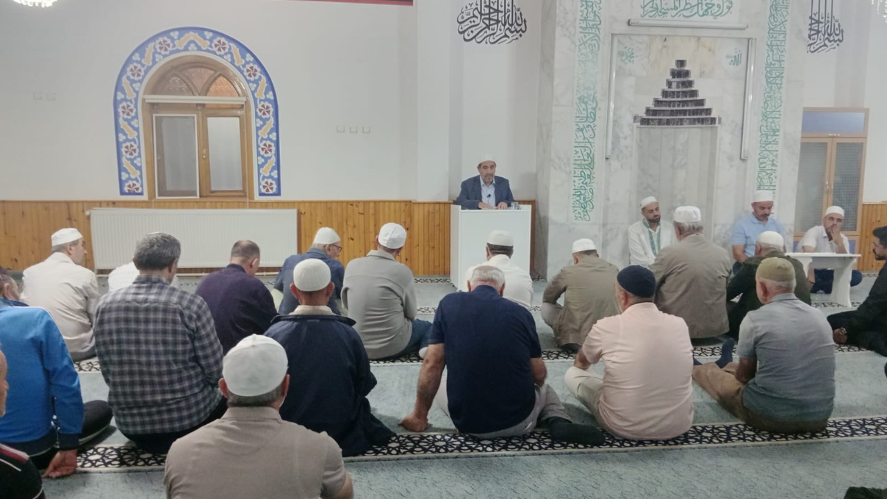 Ailece Sabah Namazı Buluşmasında “Mahremiyet” Vurgusu