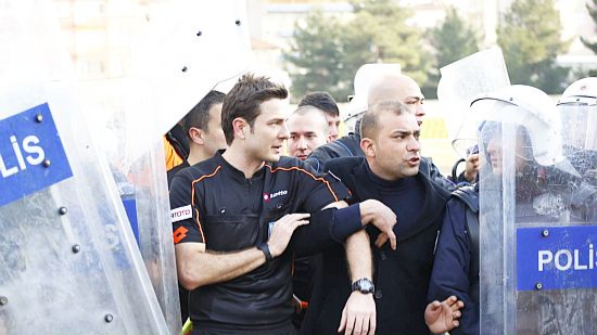 Kahramanmaraşspor-Karaman FK maçının Hakemi Levent Balcı oldu