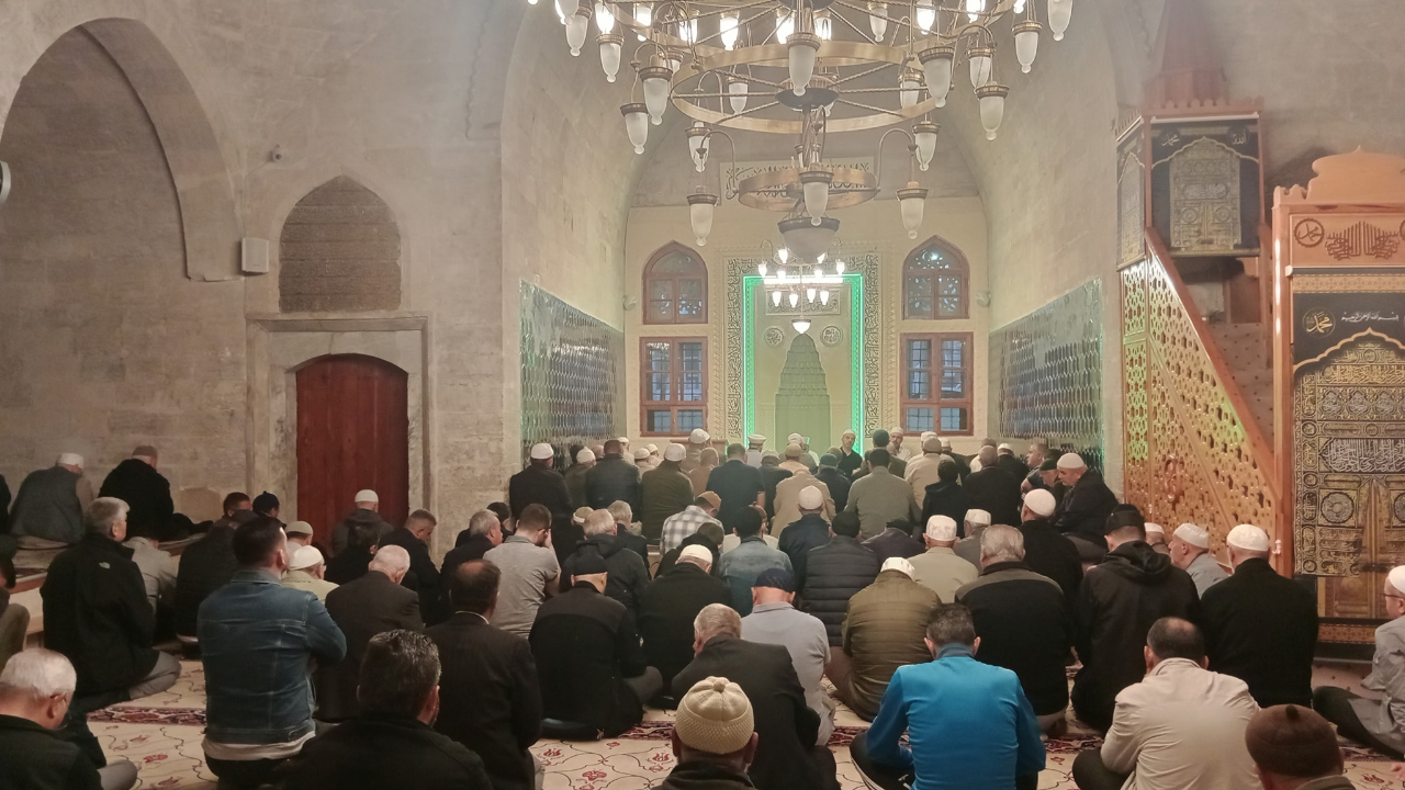 Şehirlerin Kalbi Camide Buluşalım Programı İmaret Camisinde Gerçekleştirildi