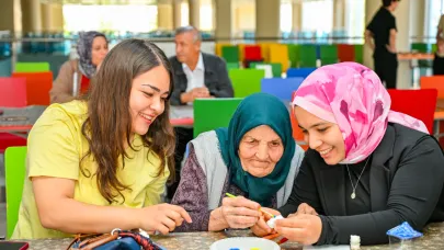Boyama Etkinliğiyle Kuşaklar Arası Bağları Güçlendirdi